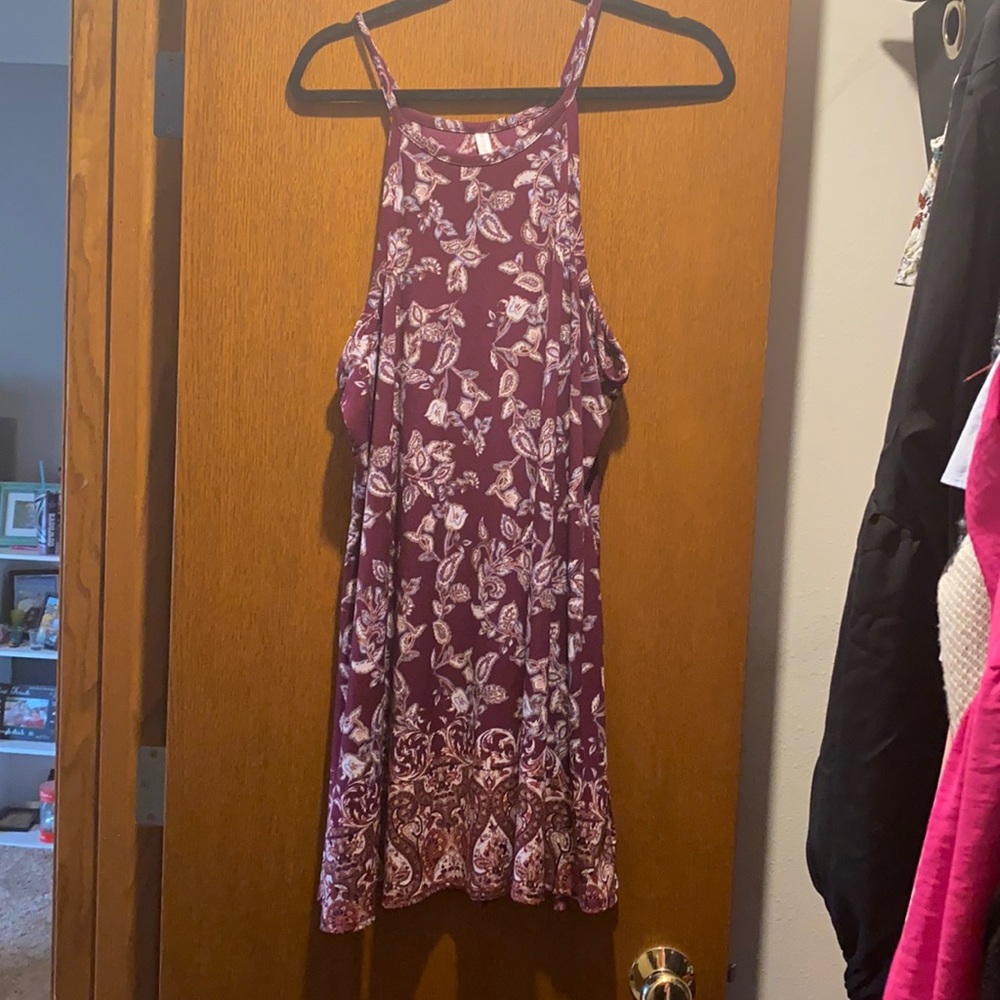 Sleeveless dress